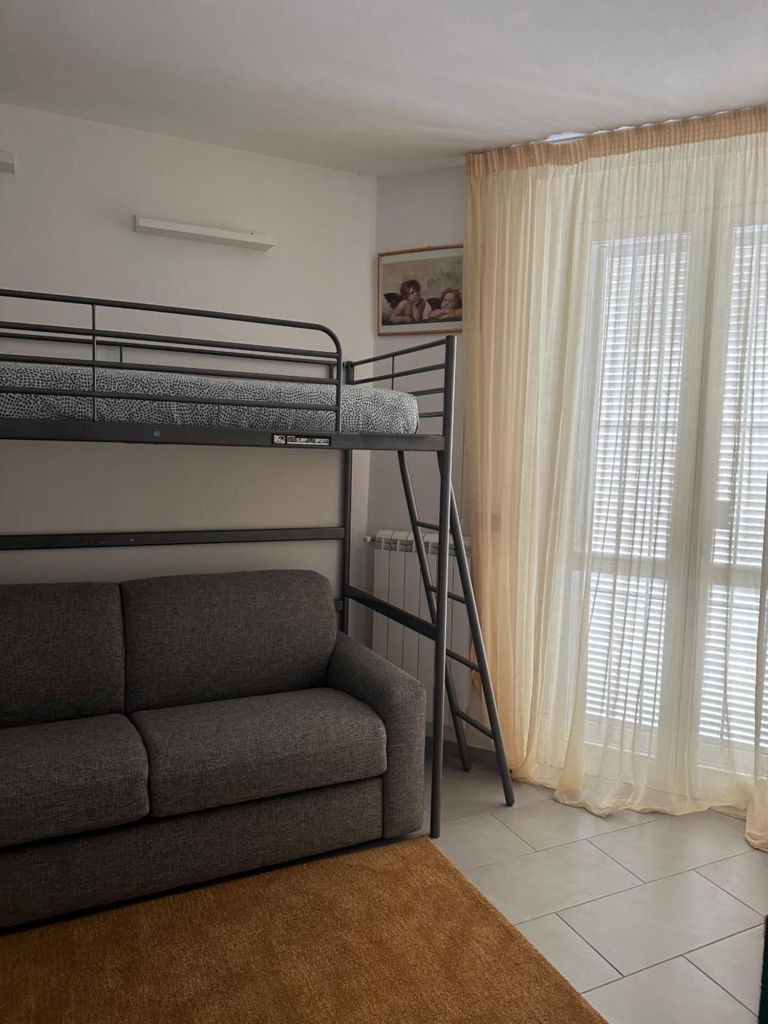 Hotel La Kasina Livorno Esterno foto